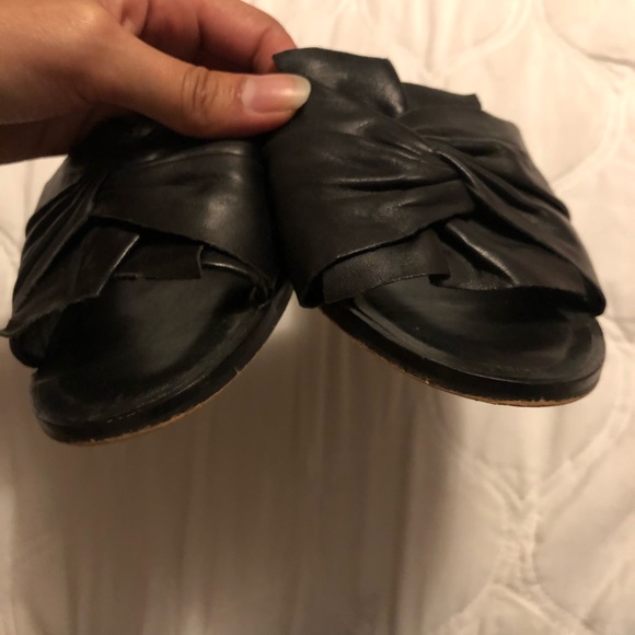 1. STATE Chevonn Open Toe Black Slides Sandal - Picture 3 of 5